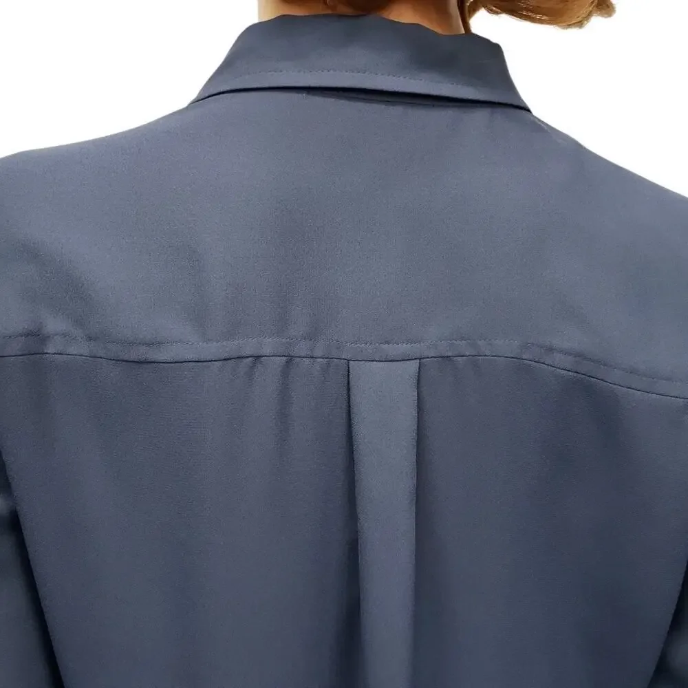 J. Crew Long Sleeve Button down Shirt with Button Flap Pockets Top Women 6 Blue